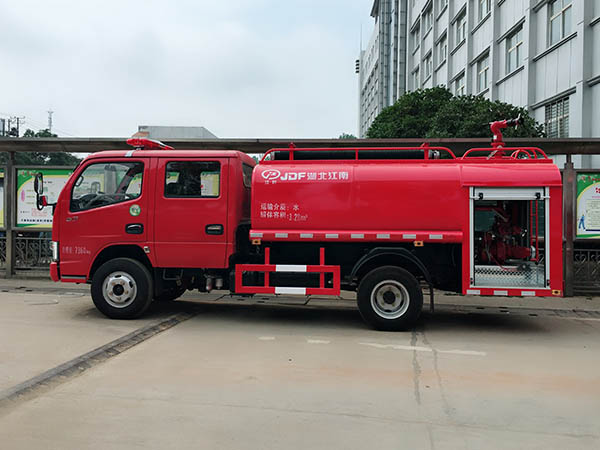 東風(fēng)3噸消防灑水車(chē)